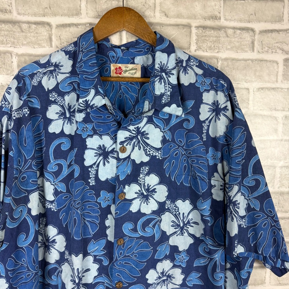 Hilo Hattie Mens 4XL Blue Hibiscus Floral Hawaiian Camp Shirt Made in Fiji